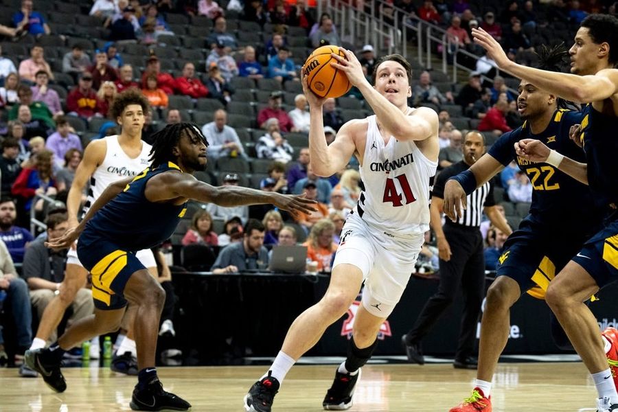 Cincinnati knocks off West Virginia with second-half comeback